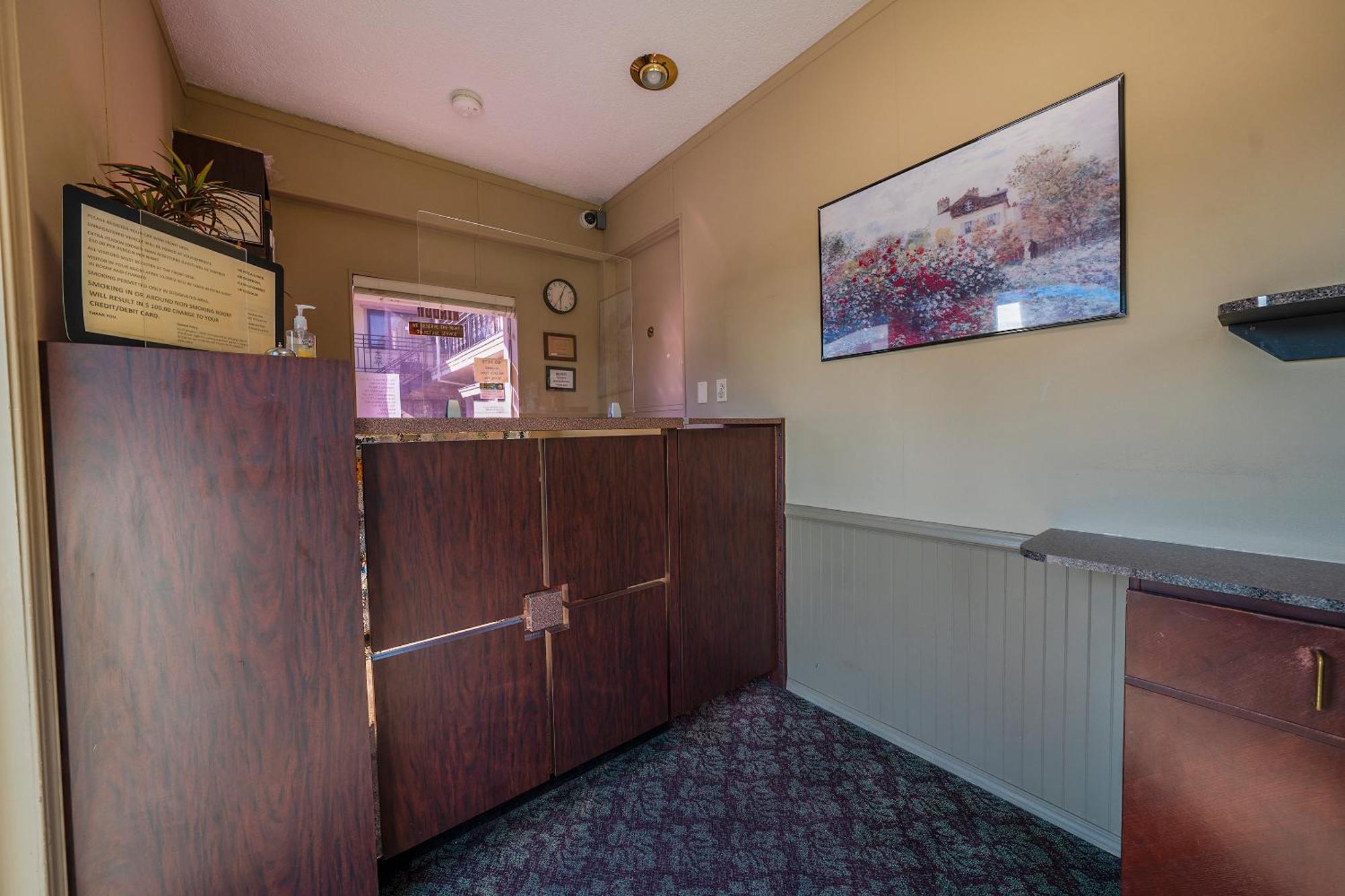 Broadway Inn Portland Downtown Екстер'єр фото